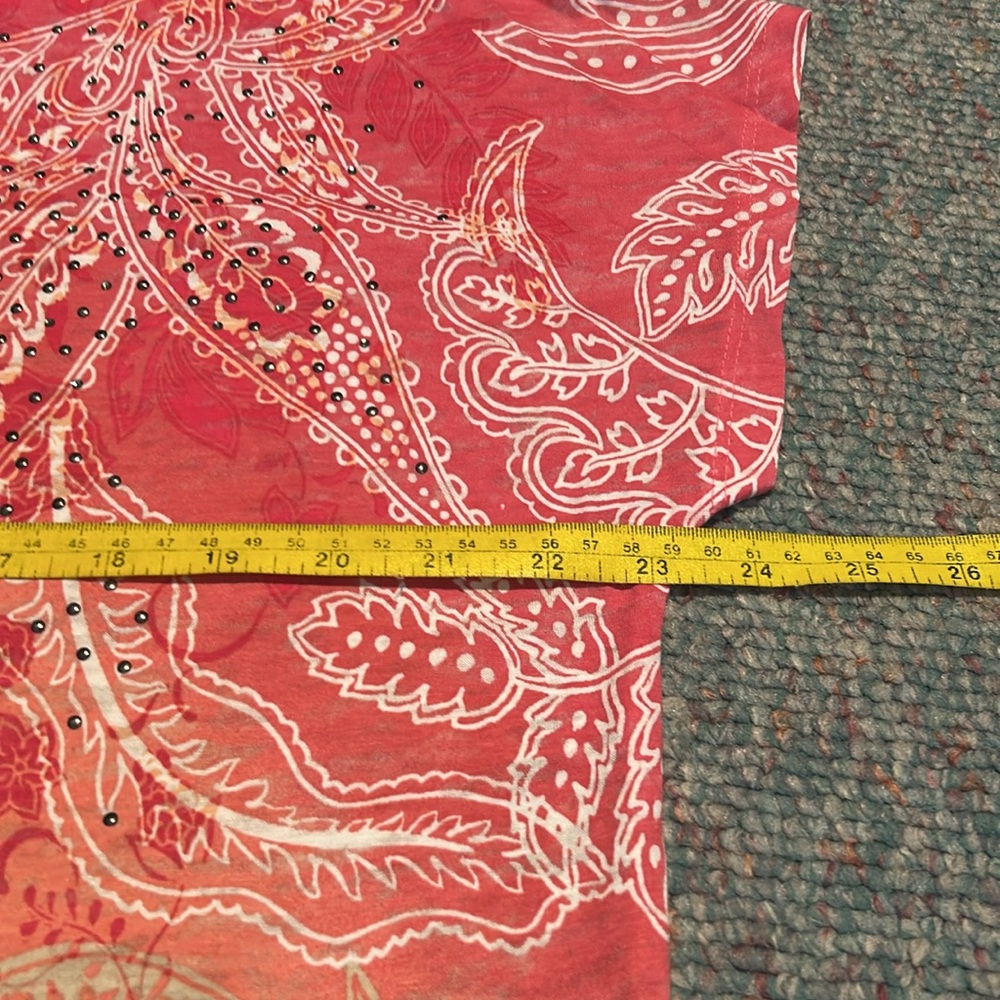 Red and Pink Patterned T-Shirts from Olsen size large - Picture 10 of 14